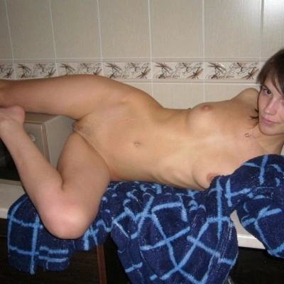 Photo album: Sexy Amateur Skinny Girlfriend
